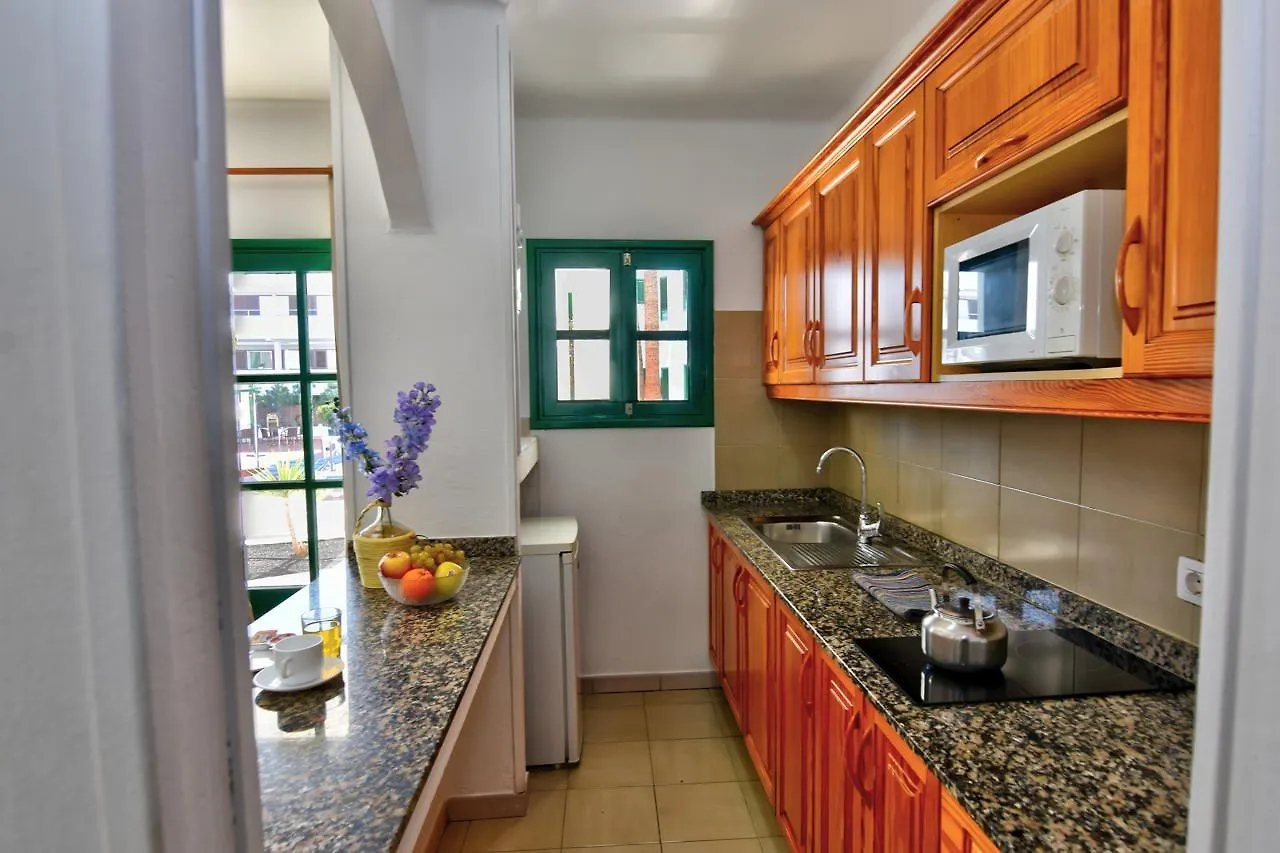 Apartamentos Luz Y Mar Puerto del Carmen  Apartment Puerto del Carmen (Lanzarote)