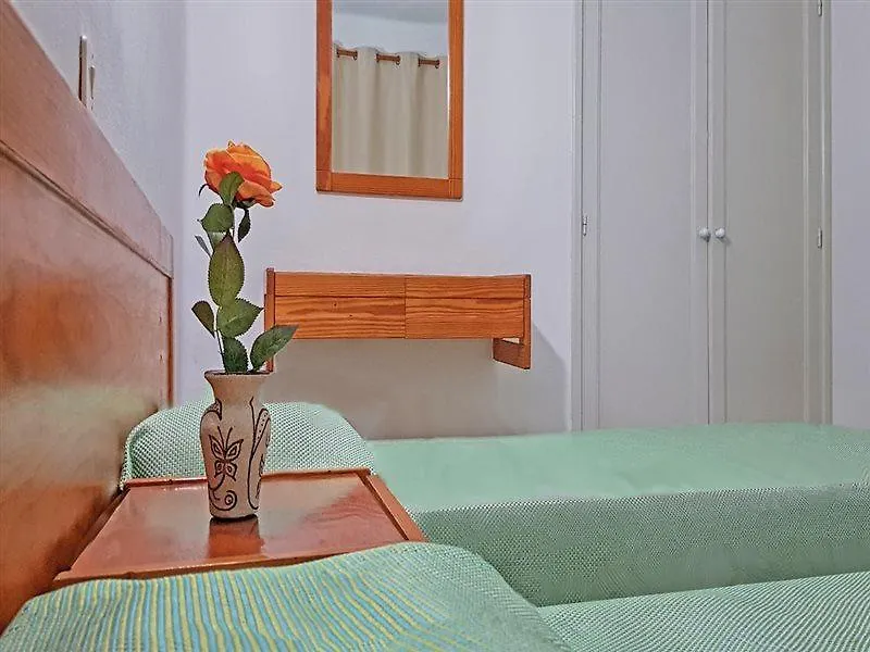 Apartamentos Luz Y Mar Puerto del Carmen  Puerto del Carmen (Lanzarote)