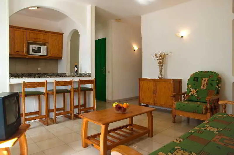 Apartamentos Luz Y Mar Puerto del Carmen  Spain
