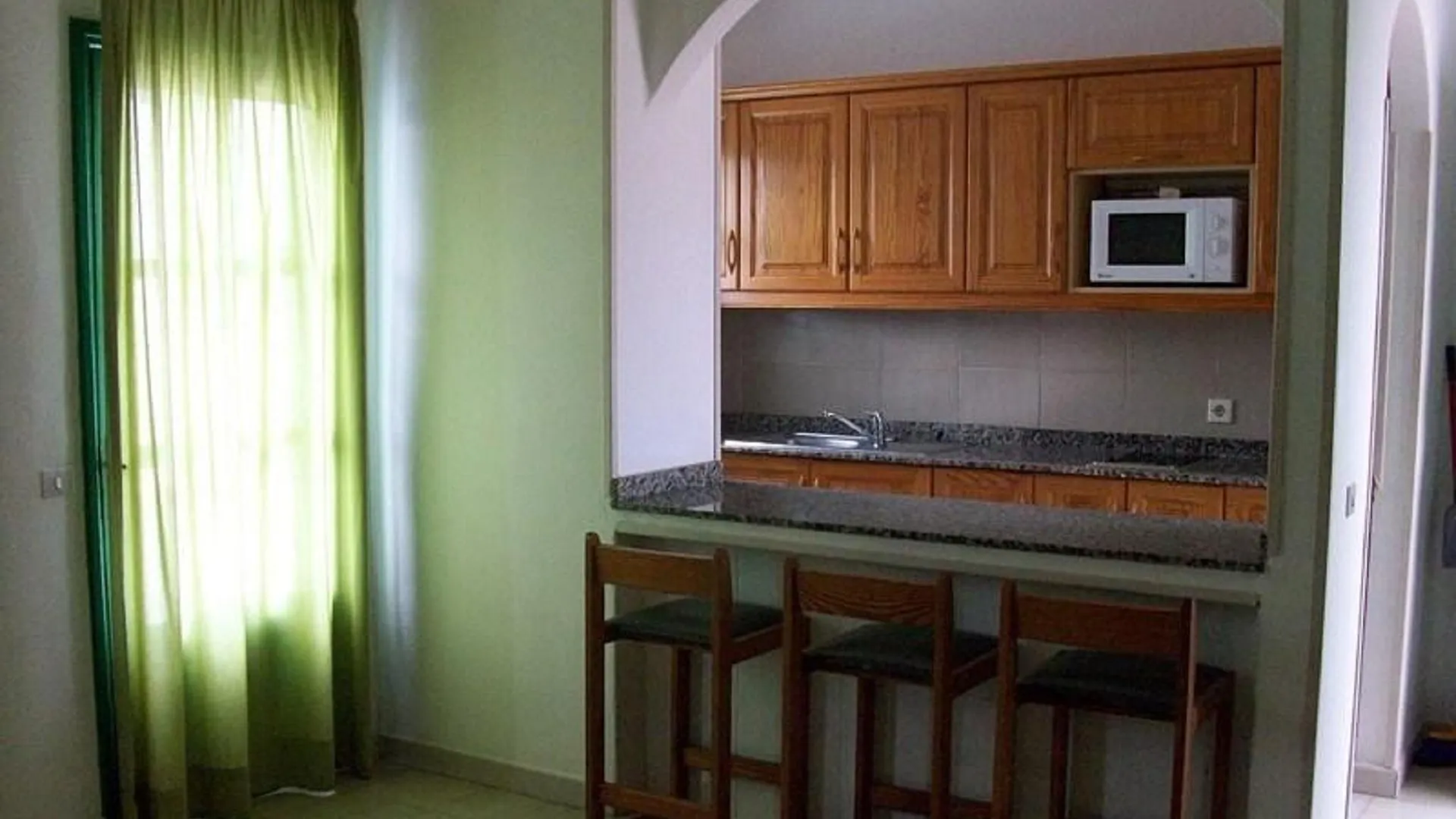Apartamentos Luz Y Mar Puerto del Carmen  Apartment Puerto del Carmen (Lanzarote)